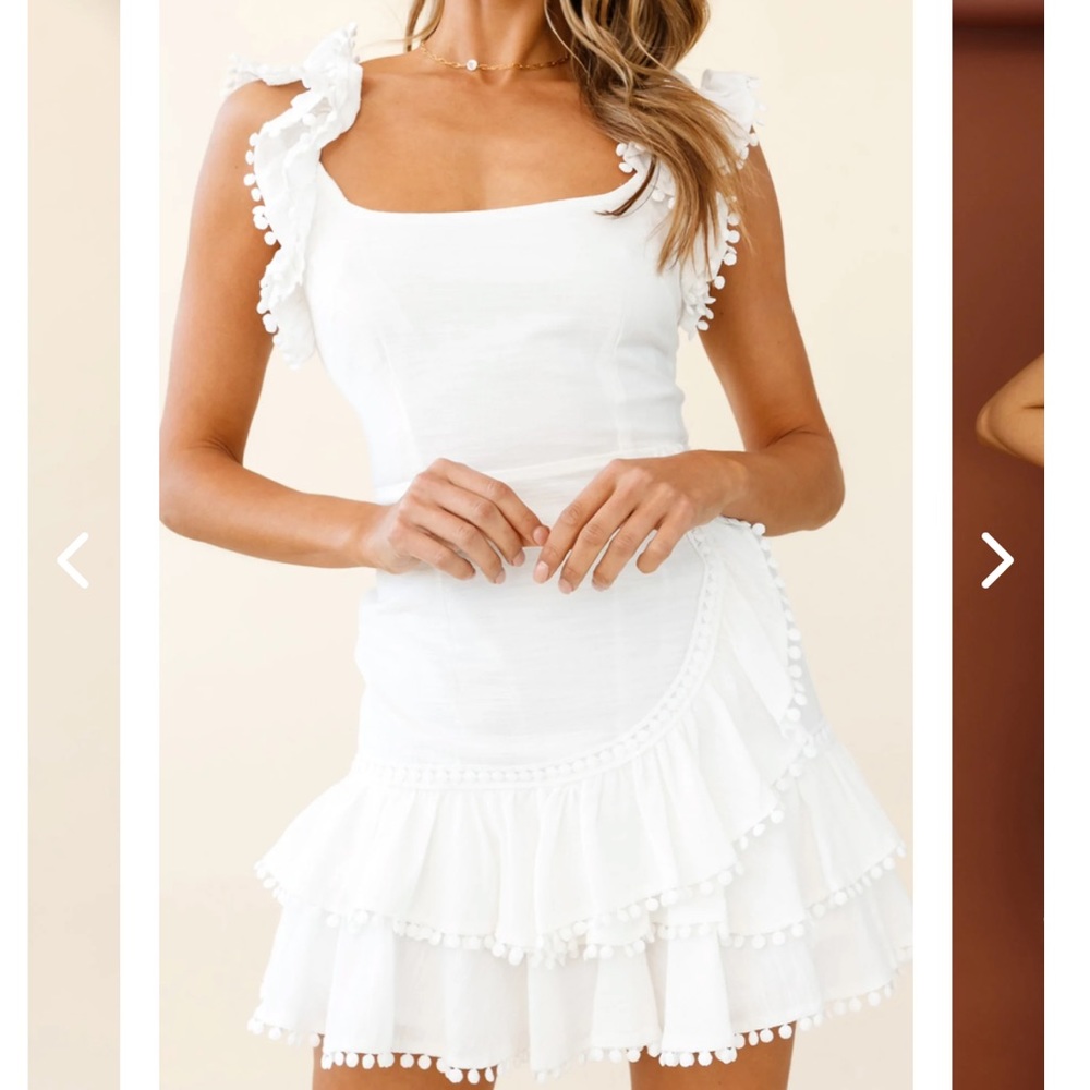 selfie leslie //ANNIE RUFFLE SHOULDER STRAP LAYERED HEM MINI DRESS WHITE
